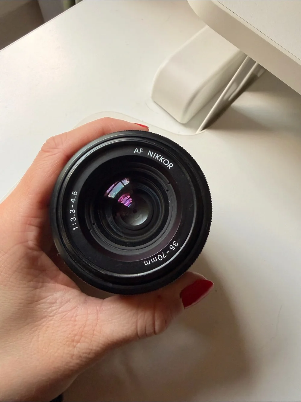 Nikon AF NIKKOR 35-70mm f/3.3-4.5 Zoom Lens Nikon F Mount Auto/Manual